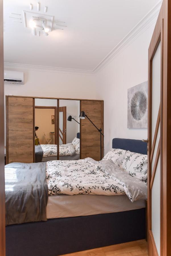 Cosy & Renovated 2bd Flat Near Vitoshka By Flat Mаnager Apartment Sofia